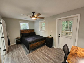 Private Room with seperate Bathroom Near Downtown ATL